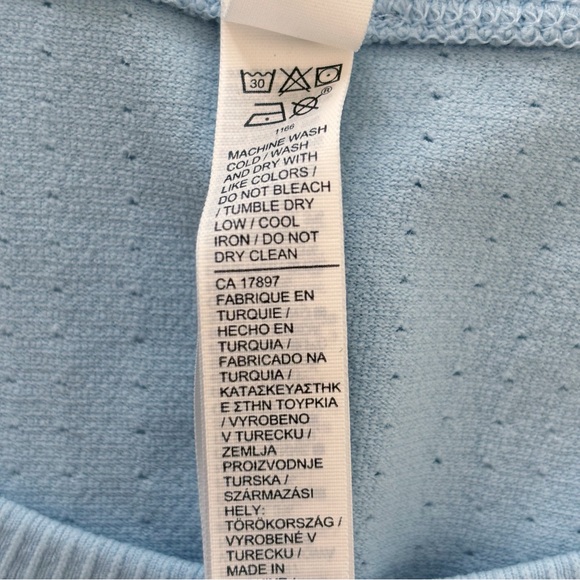 Athleta Top In Motion Seamless Tee Blue - Picture 7 of 8